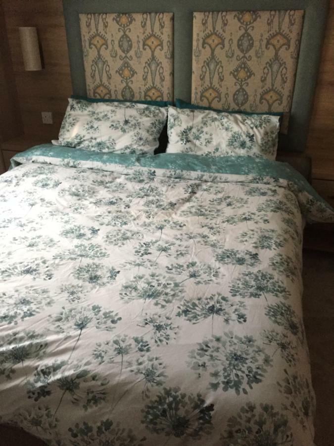 Hastings Holiday Home At Fairlight Lodge Beauport Holiday Park St Leonards-on-Sea Exteriör bild